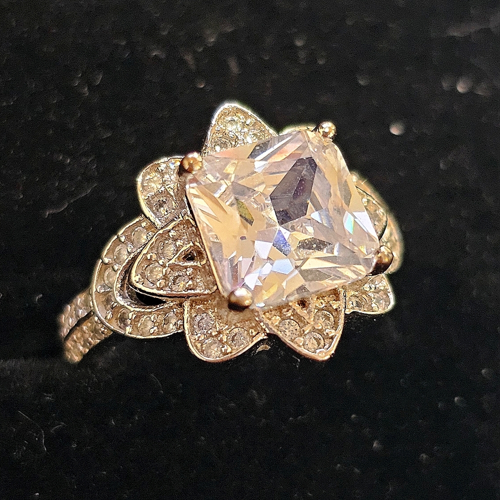 Charmed Aroma 925 Silver CZ Ring Sz 5